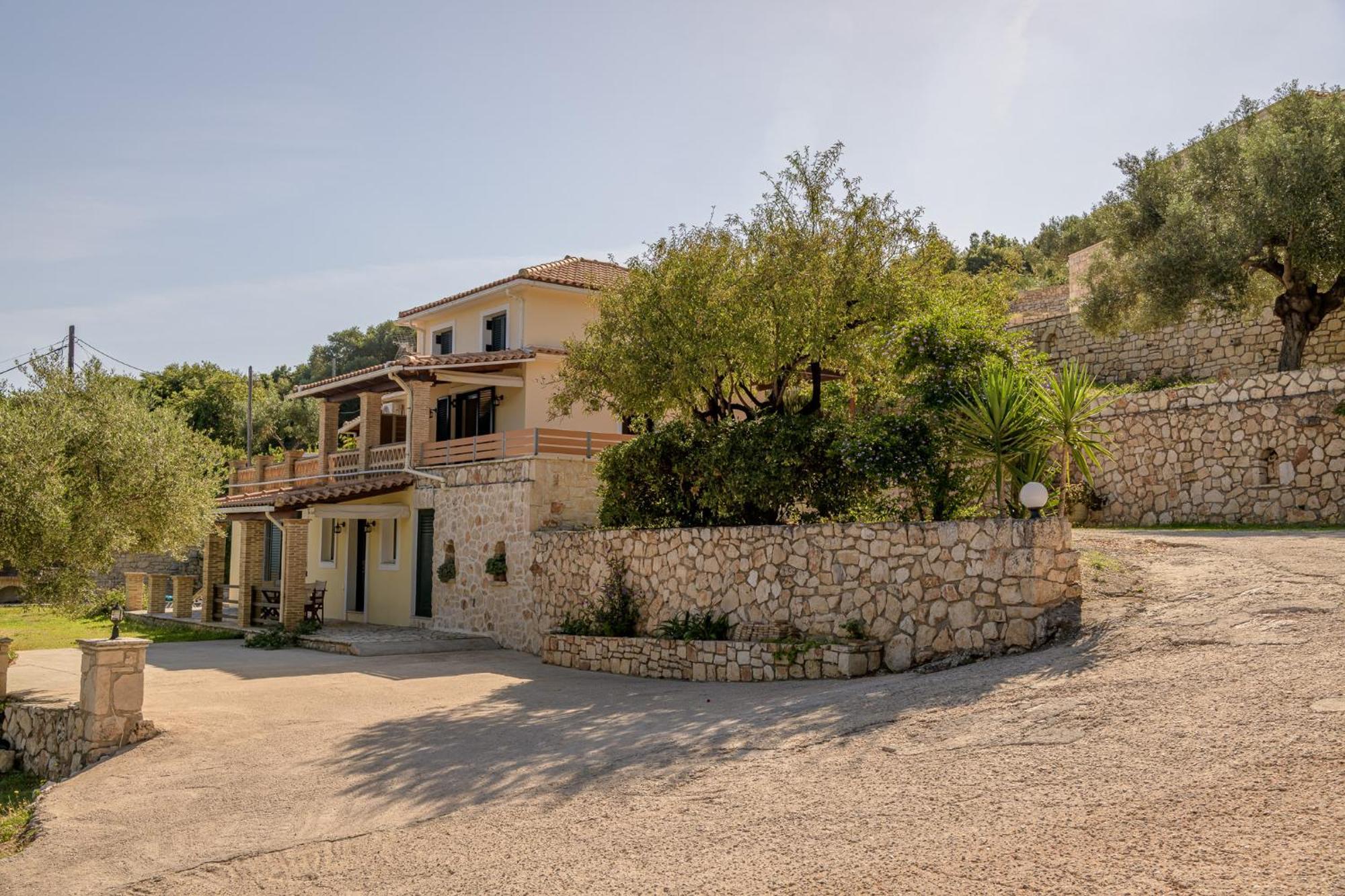 Mare Apartament *